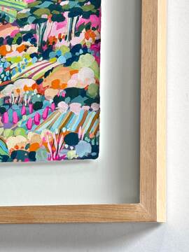 Meandering view frame
